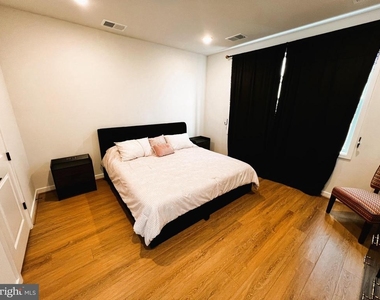 4989 Eisenhower Avenue - Photo Thumbnail 29