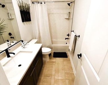 4989 Eisenhower Avenue - Photo Thumbnail 25