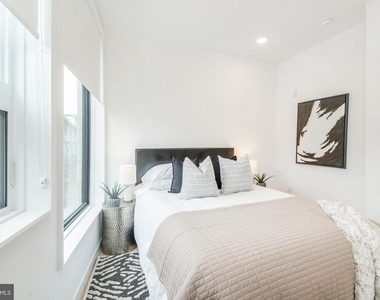1131 N Front Street - Photo Thumbnail 18