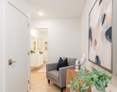 1131 N Front Street - Photo Thumbnail 19