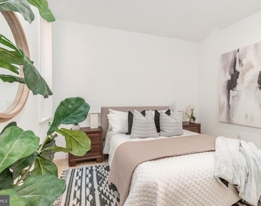 1131 N Front Street - Photo Thumbnail 25