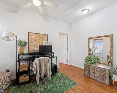 1759 Frankford Avenue - Photo Thumbnail 12