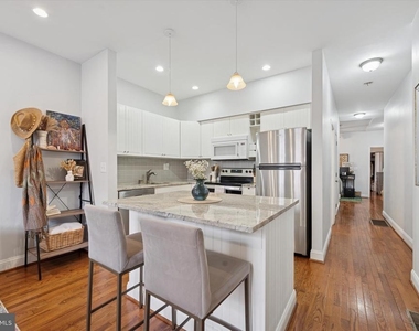 1759 Frankford Avenue - Photo Thumbnail 5