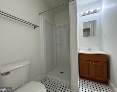 1131 W Nevada Street - Photo Thumbnail 10