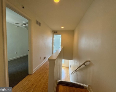 1131 W Nevada Street - Photo Thumbnail 8