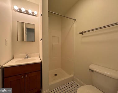 1131 W Nevada Street - Photo Thumbnail 14