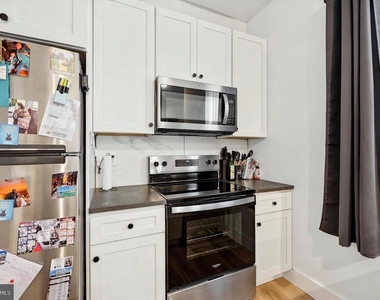 2319 N 33rd Street - Photo Thumbnail 9
