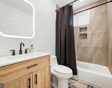 2319 N 33rd Street - Photo Thumbnail 11