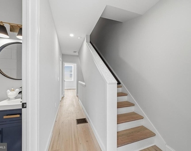 2319 Cross Street - Photo Thumbnail 22