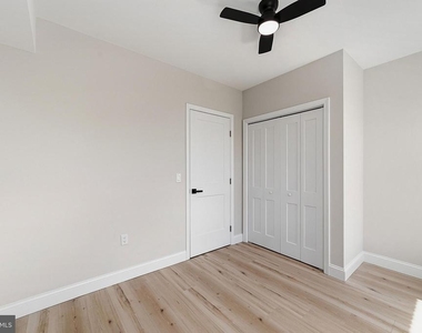 2319 Cross Street - Photo Thumbnail 21