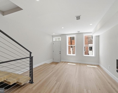 2319 Cross Street - Photo Thumbnail 3