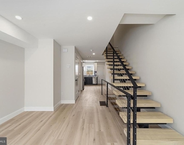 2319 Cross Street - Photo Thumbnail 13