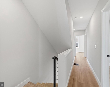 2319 Cross Street - Photo Thumbnail 16
