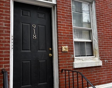 918 S 12th Street - Photo Thumbnail 9