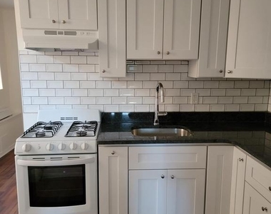 616 Tasker Street - Photo Thumbnail 2