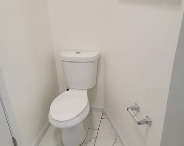 616 Tasker Street - Photo Thumbnail 17
