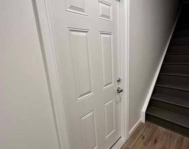 4224 Brown Street - Photo Thumbnail 1