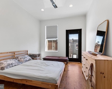 2020 E Fletcher Street - Photo Thumbnail 16