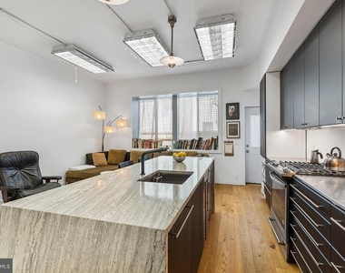 2020 E Fletcher Street - Photo Thumbnail 34