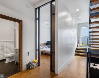 2020 E Fletcher Street - Photo Thumbnail 15