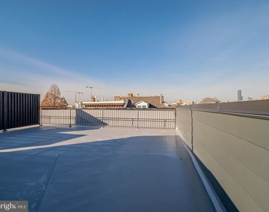 769 S 10th Street - Photo Thumbnail 11