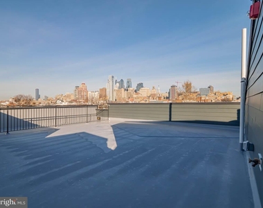 769 S 10th Street - Photo Thumbnail 10