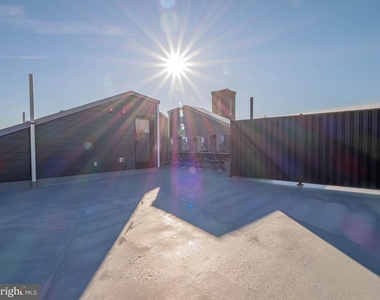 769 S 10th Street - Photo Thumbnail 12