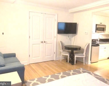 1701 Locust Street - Photo Thumbnail 3