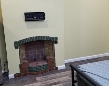 1120 Locust Street - Photo Thumbnail 1