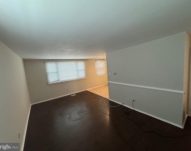3627 Red Lion Road - Photo Thumbnail 2