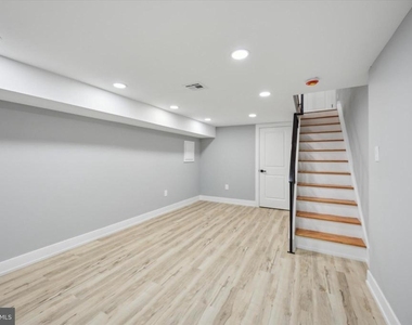 451 Fitzgerald Street - Photo Thumbnail 22