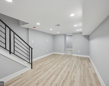 451 Fitzgerald Street - Photo Thumbnail 24