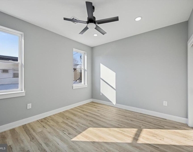 451 Fitzgerald Street - Photo Thumbnail 13