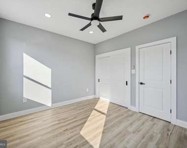 451 Fitzgerald Street - Photo Thumbnail 14