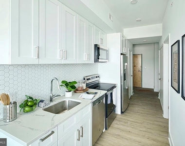 1324 Frankford Avenue - Photo Thumbnail 4