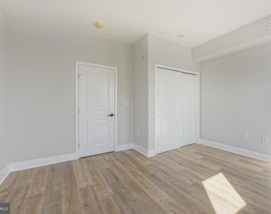 1629 S 22nd Street - Photo Thumbnail 15