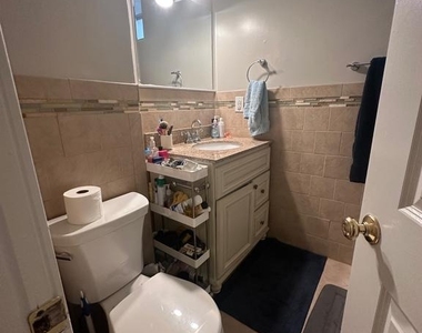 1014 Clinton Street - Photo Thumbnail 6