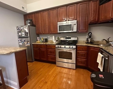 1014 Clinton Street - Photo Thumbnail 2