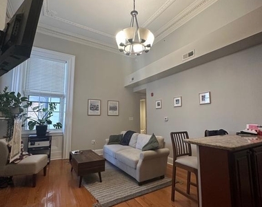 1014 Clinton Street - Photo Thumbnail 4