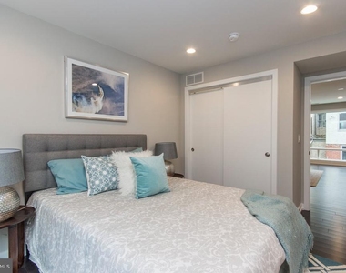 716 S Sartain Street - Photo Thumbnail 27