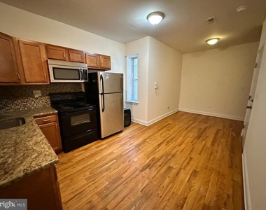 2258 N Park Avenue - Photo Thumbnail 2