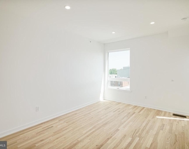 1842 E Harold Street - Photo Thumbnail 8