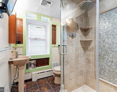345 S Hicks Street - Photo Thumbnail 6
