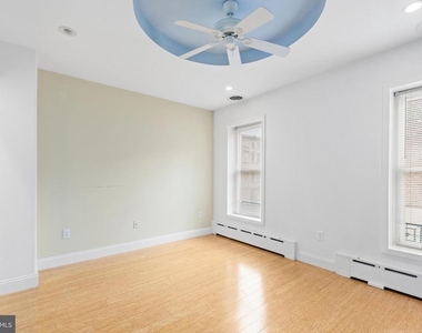 345 S Hicks Street - Photo Thumbnail 5