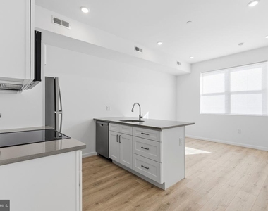 7248 Rising Sun Avenue - Photo Thumbnail 3