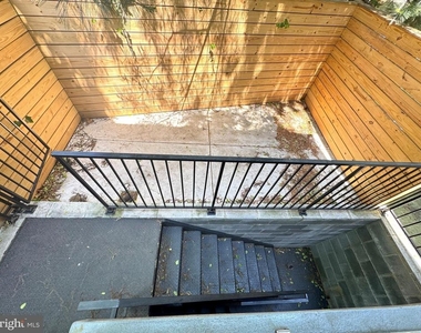 3825 Lancaster Avenue - Photo Thumbnail 8