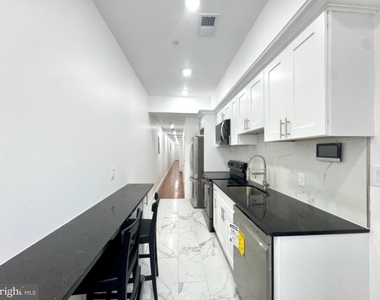 3825 Lancaster Avenue - Photo Thumbnail 2