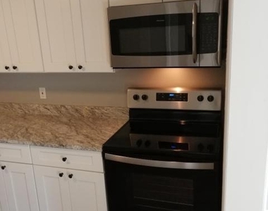 4329 Main Street - Photo Thumbnail 2