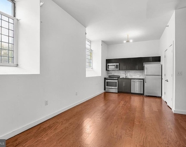 2321 Fitzwater Street - Photo Thumbnail 11