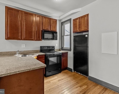1805 N 18th Street - Photo Thumbnail 21